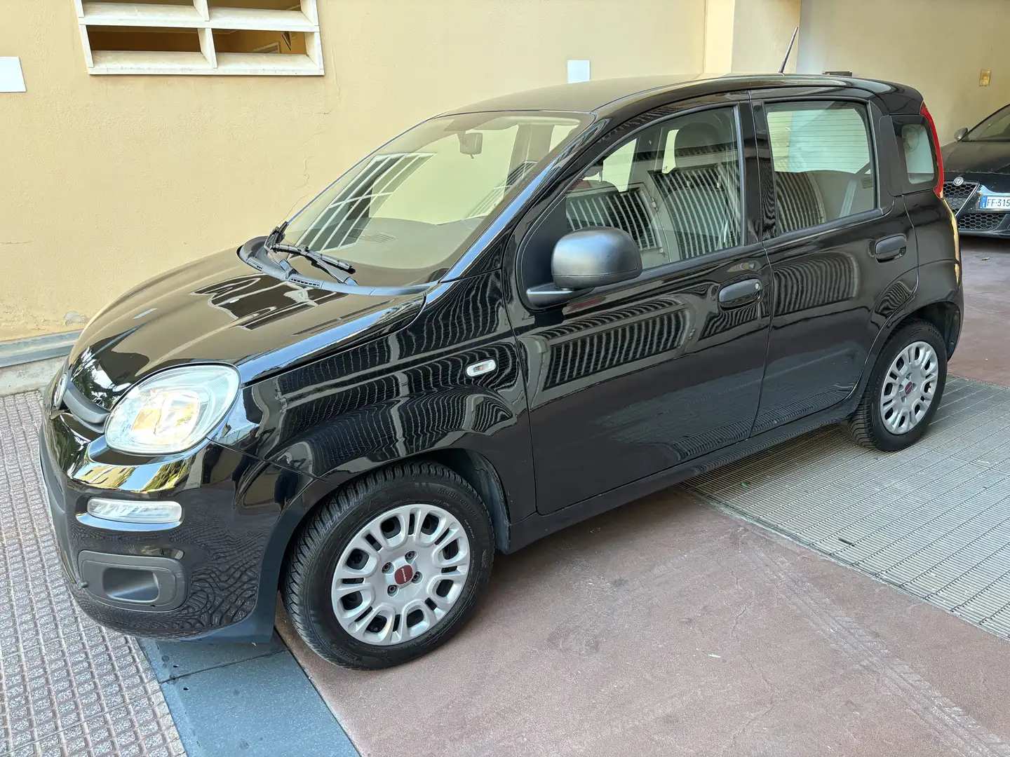Fiat Panda 1.0 hybrid Easy s&s 70cv - 1