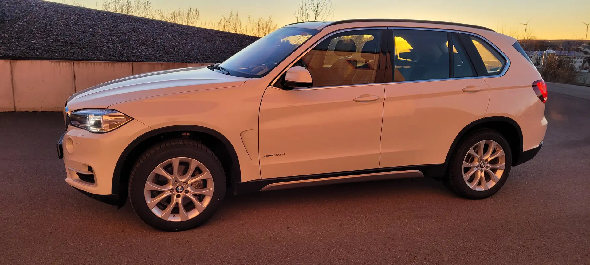 BMW X5 X5 xDrive30d Sport-Aut. Weiß - 1