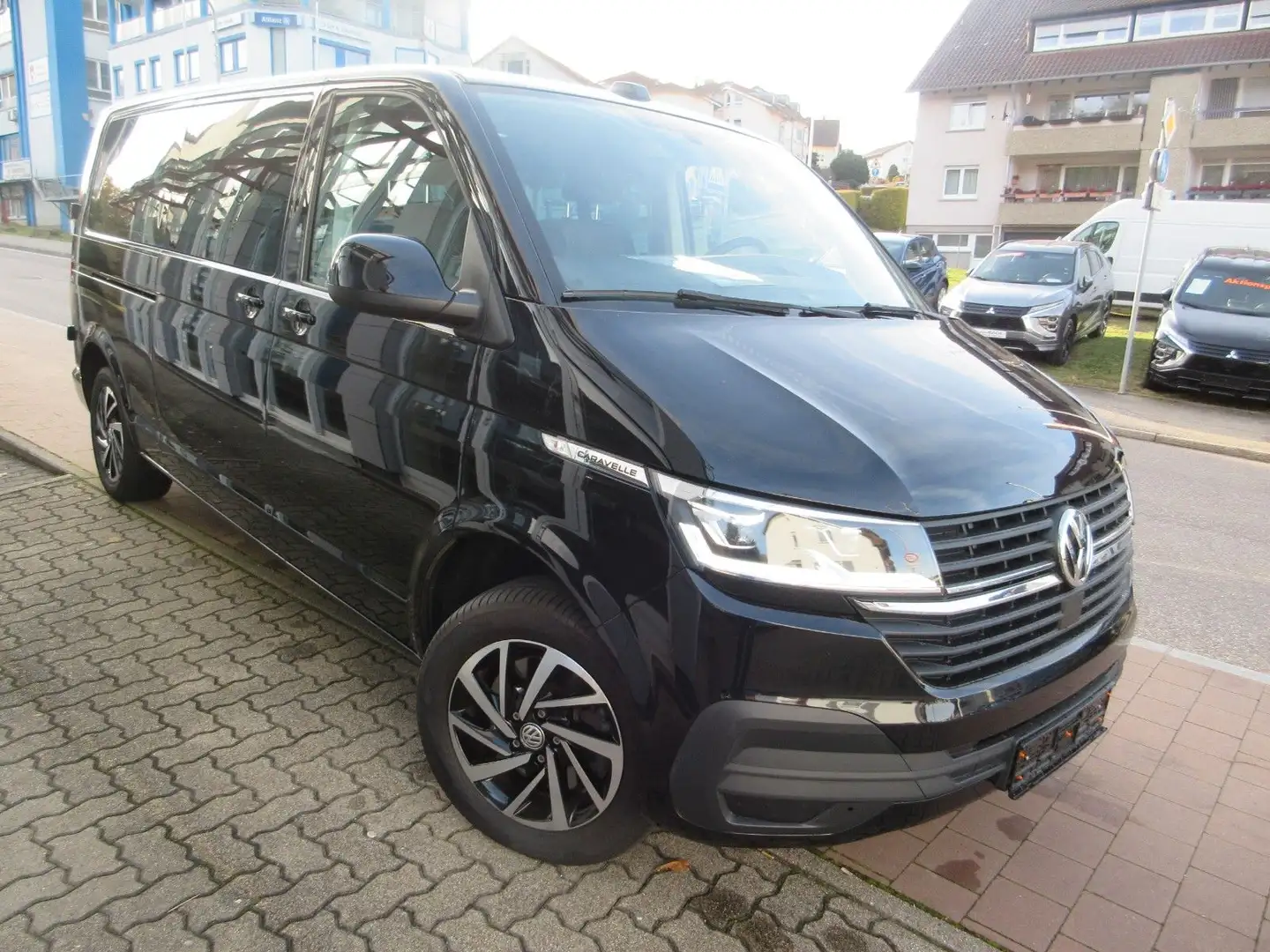 Volkswagen T6 Caravelle 6.1 2.0TDI EcoProfi Schwarz - 1