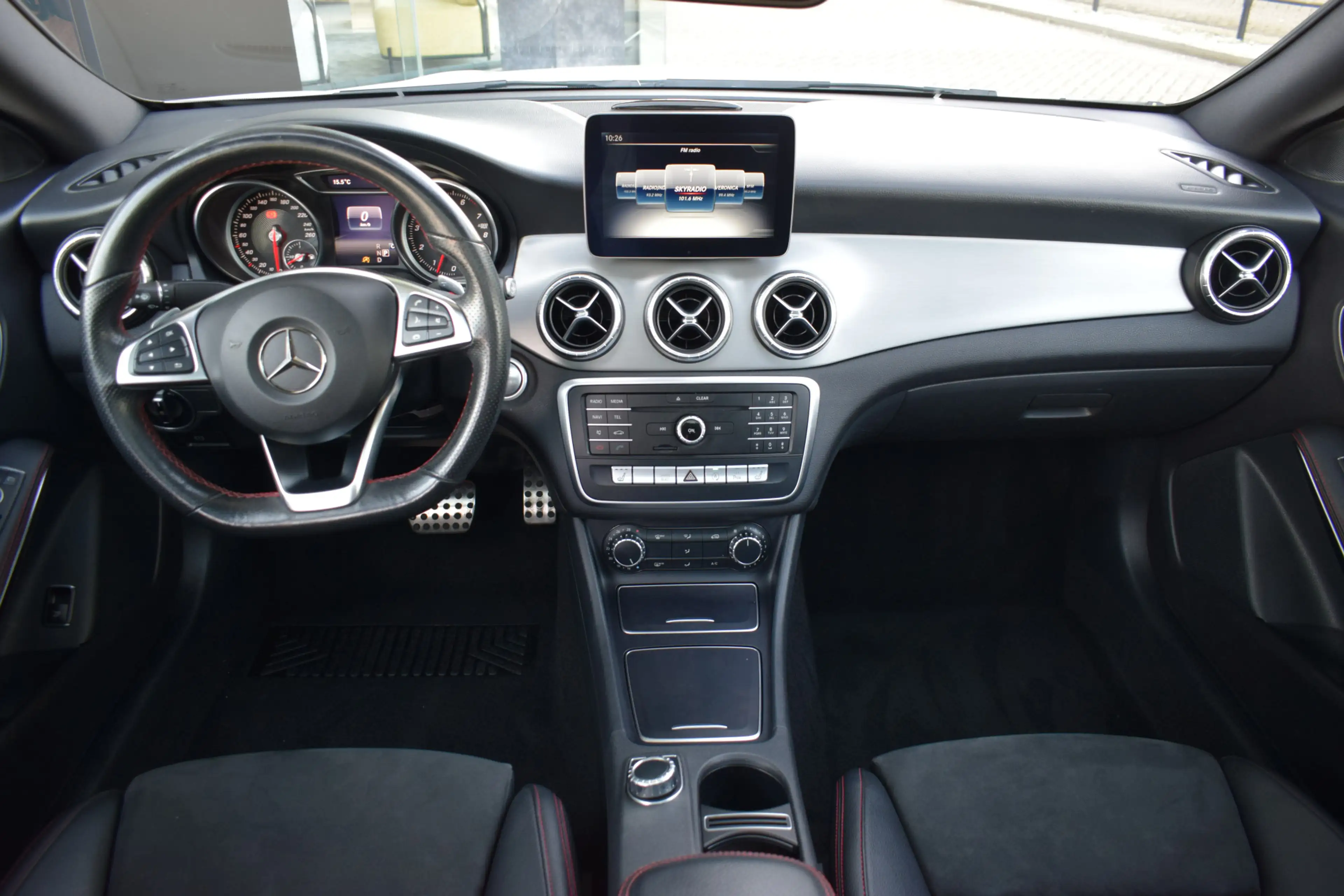 Mercedes-Benz CLA 180 AMG Line | Stoelverw | Navigatie | Cr Control | Sc — photo 3