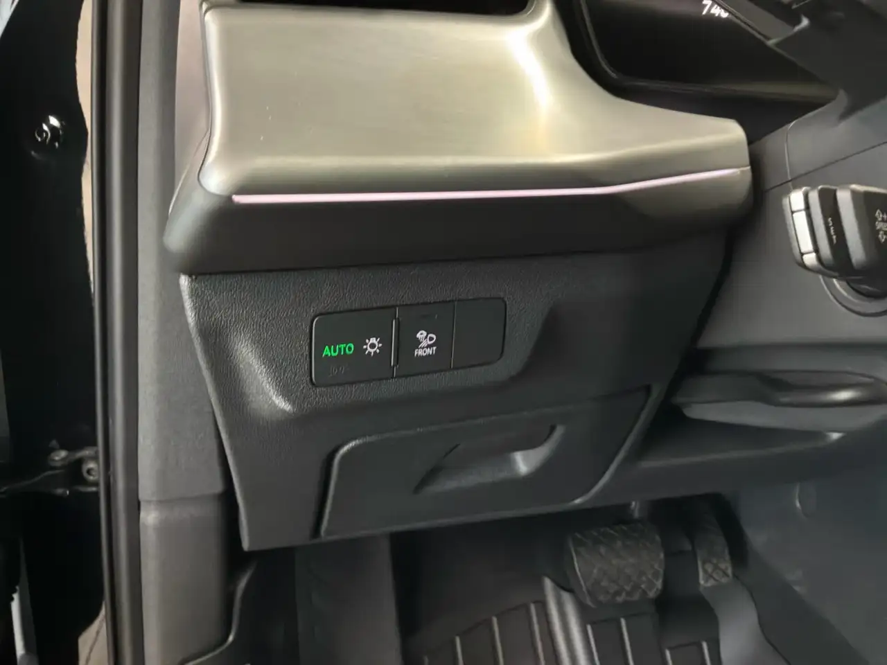 Audi Q3 снимка Audi Q3