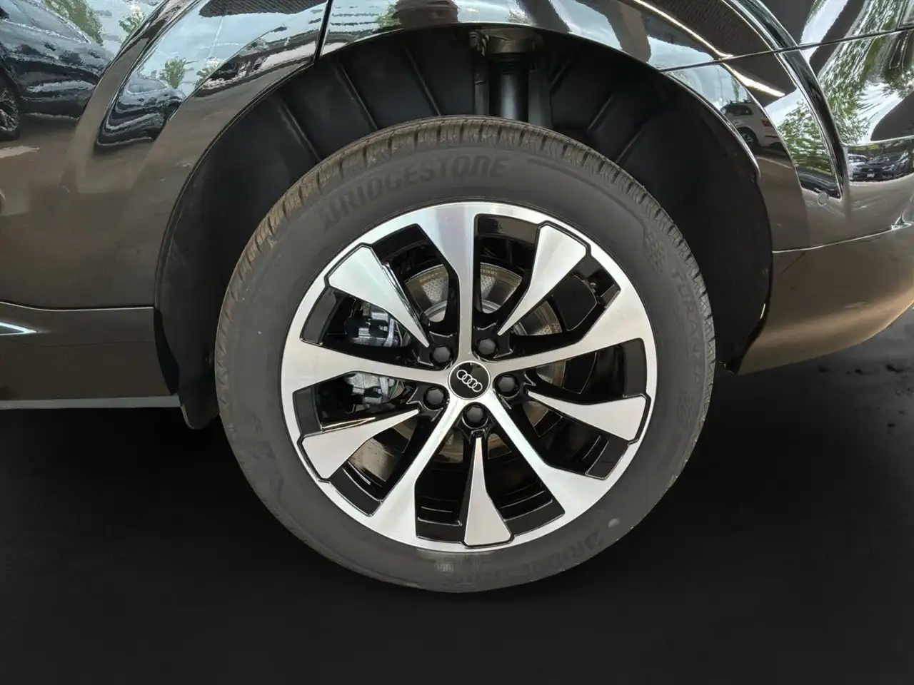 Audi Q3 снимка Audi Q3
