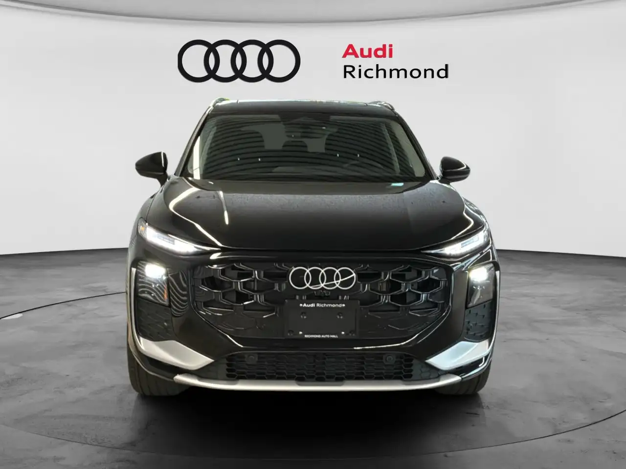 Audi Q3 снимка Audi Q3