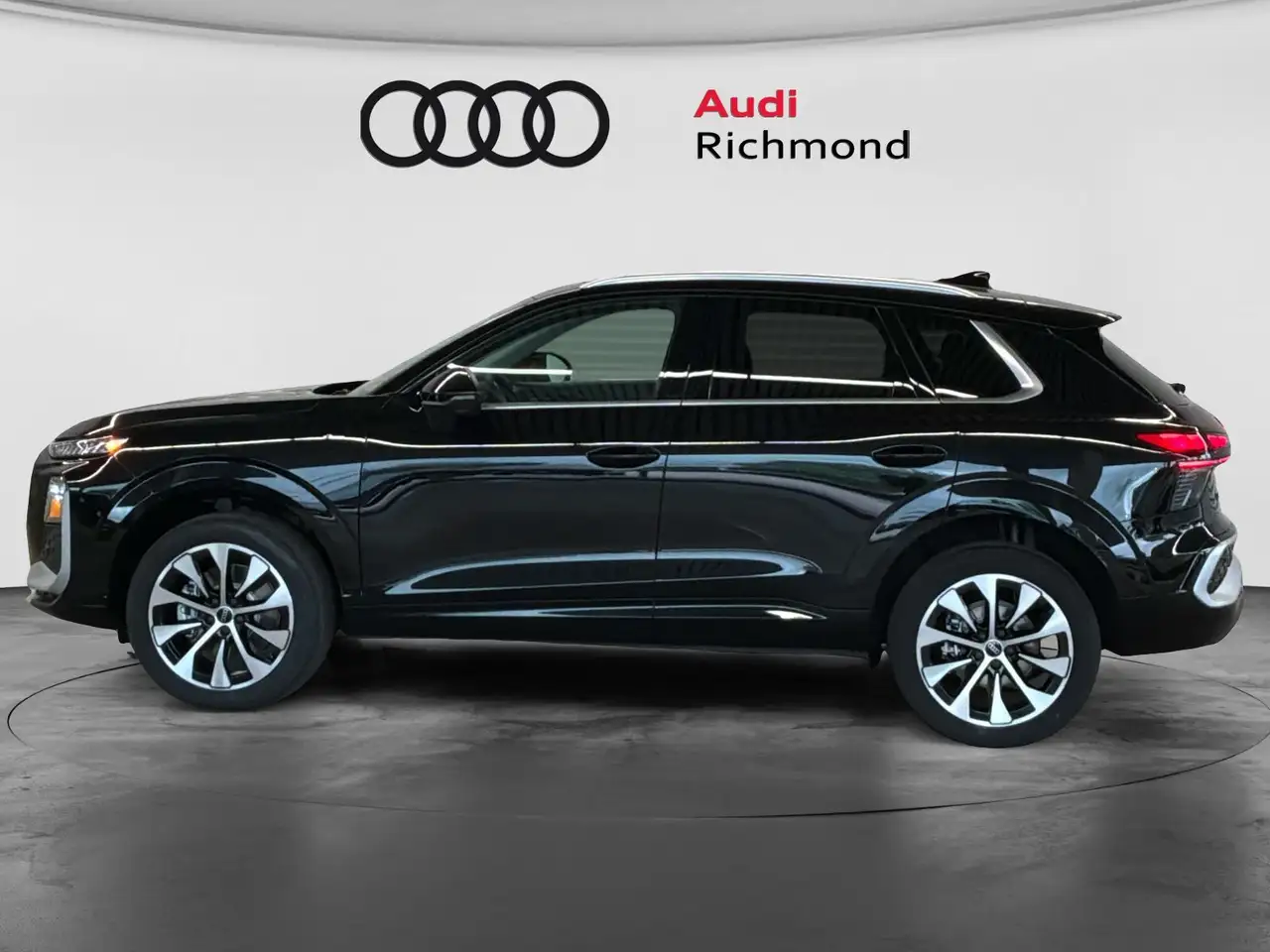 Audi Q3 снимка Audi Q3