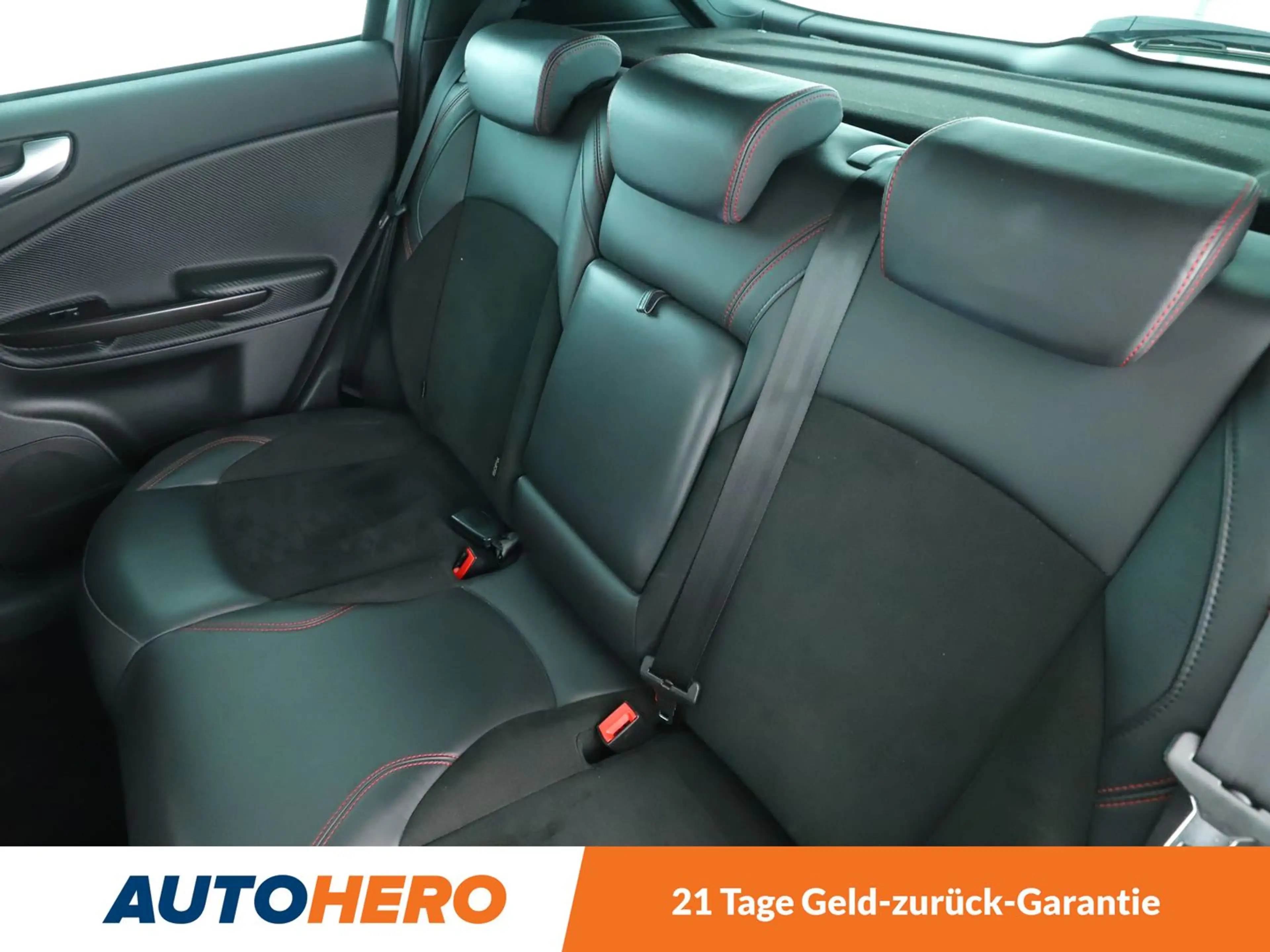 Alfa Romeo Giulietta 1.8 Turbo Veloce Aut.*PDC*ALU*PANO* — photo 14