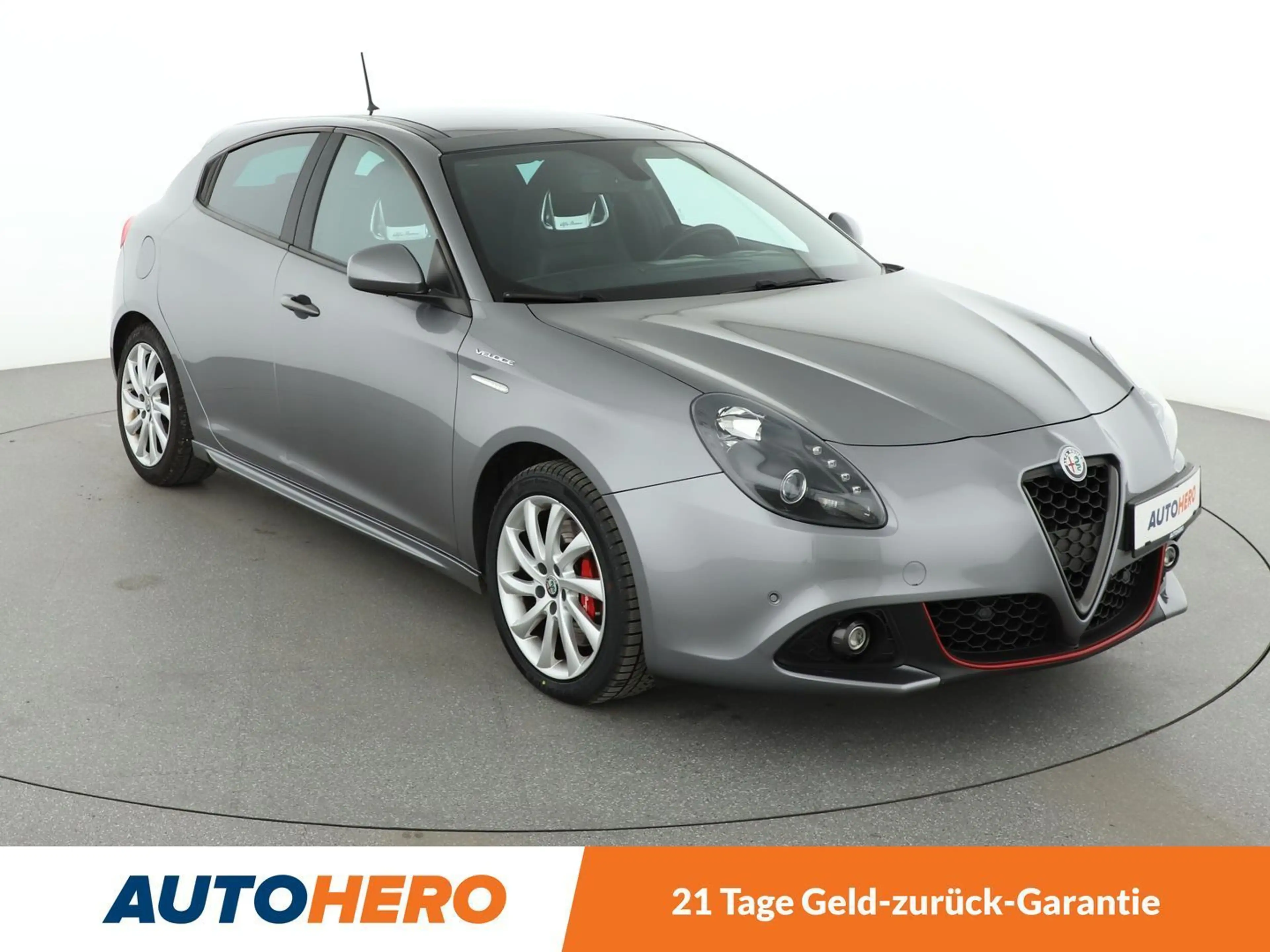 Alfa Romeo Giulietta 1.8 Turbo Veloce Aut.*PDC*ALU*PANO* — photo 8