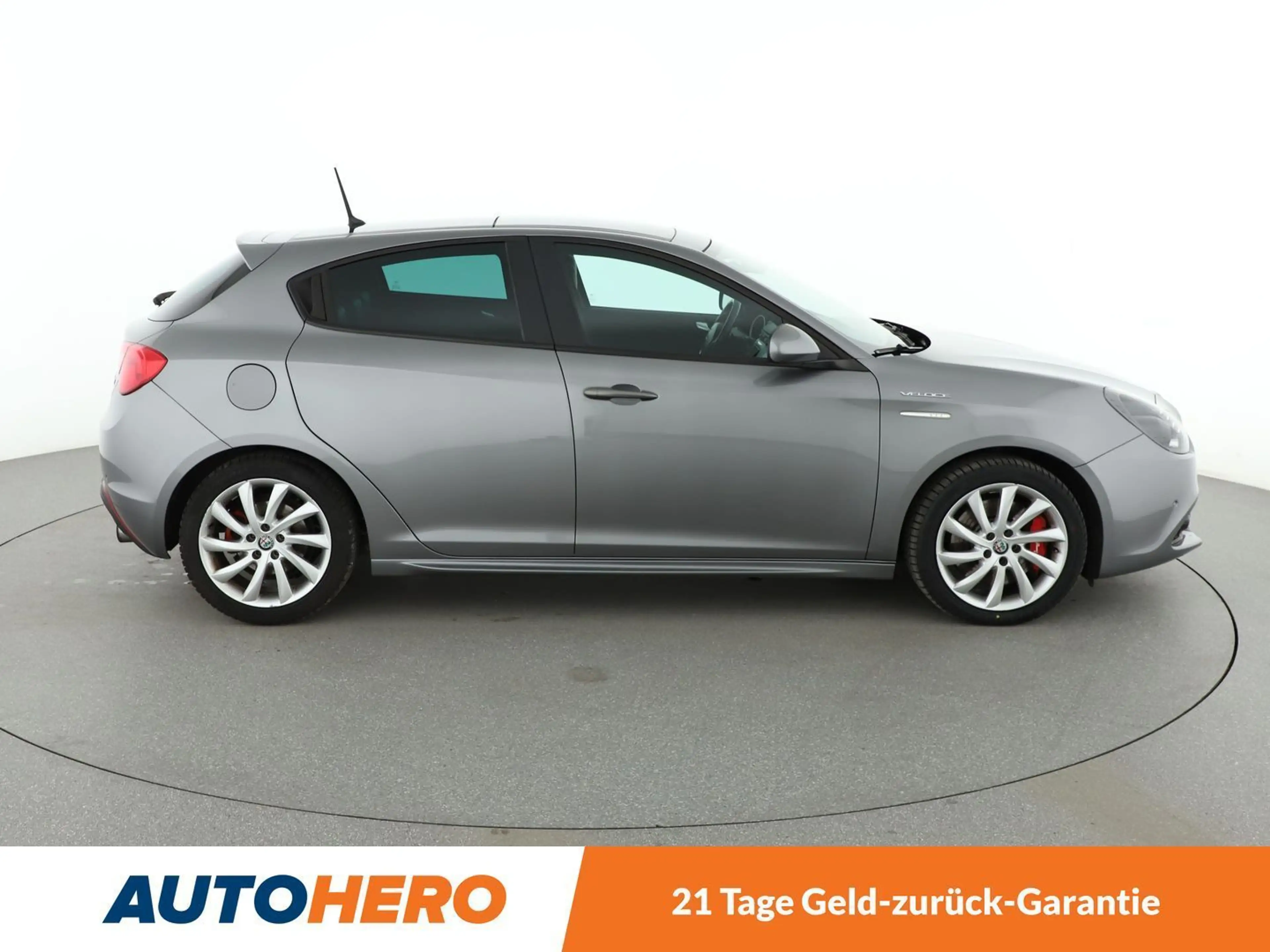 Alfa Romeo Giulietta 1.8 Turbo Veloce Aut.*PDC*ALU*PANO* — photo 7