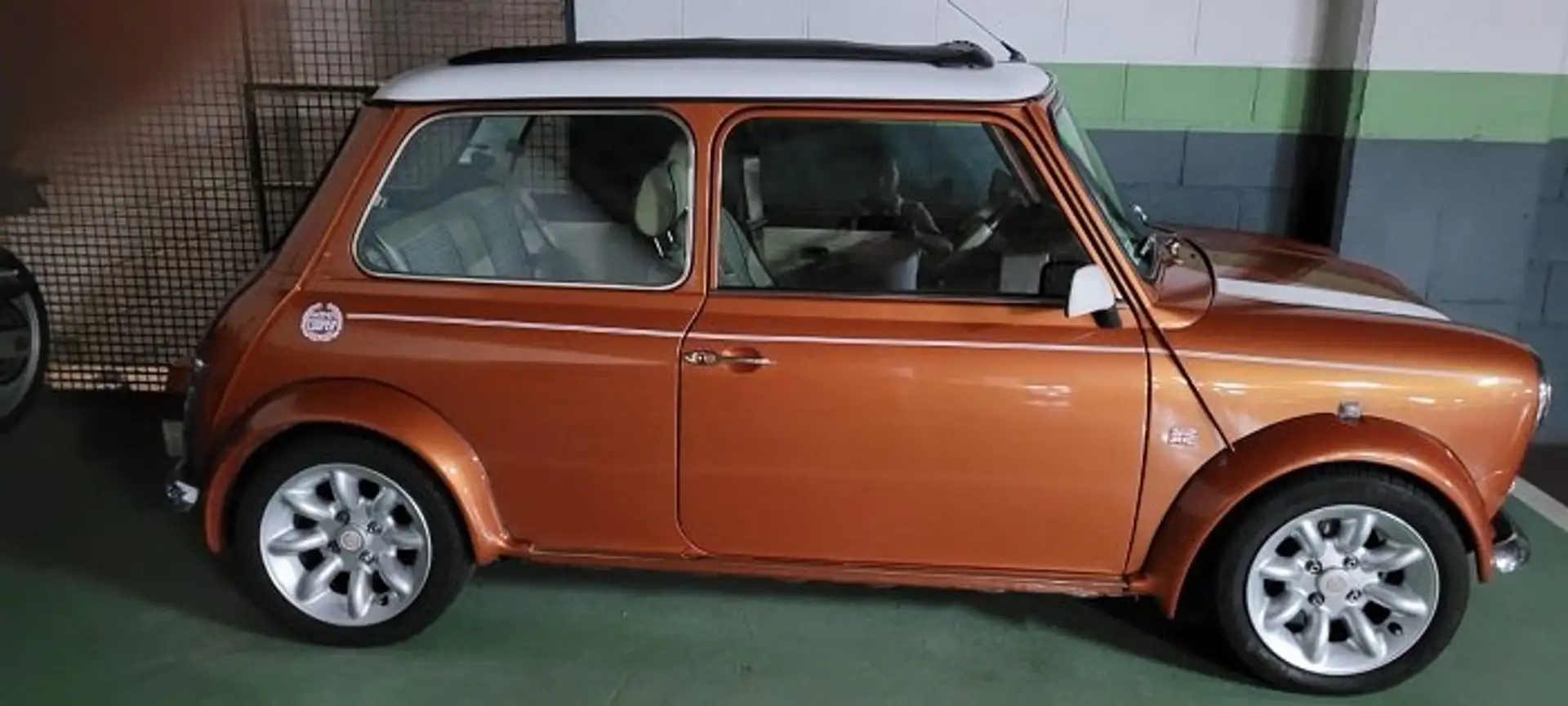Rover Mini MPI Oranžová - 1
