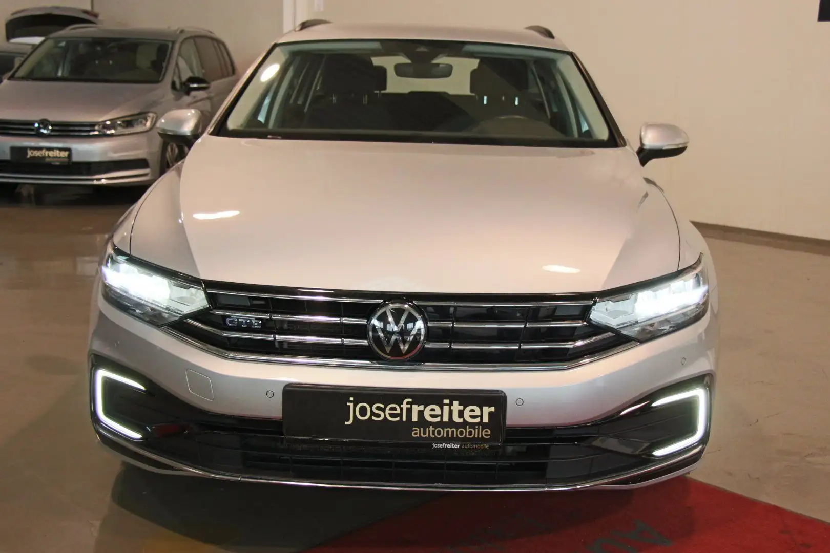 Volkswagen Passat Variant GTE 1.4 Plug-in Hybrid DSG KAMERA/KESSY Silber - 2