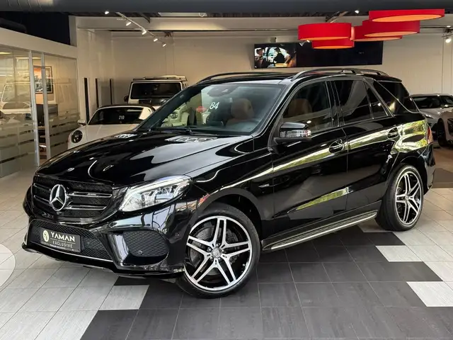 Mercedes-Benz GLE 400 GLE 400 AMG 4Matic Pano*360°*Luftfederung*LED