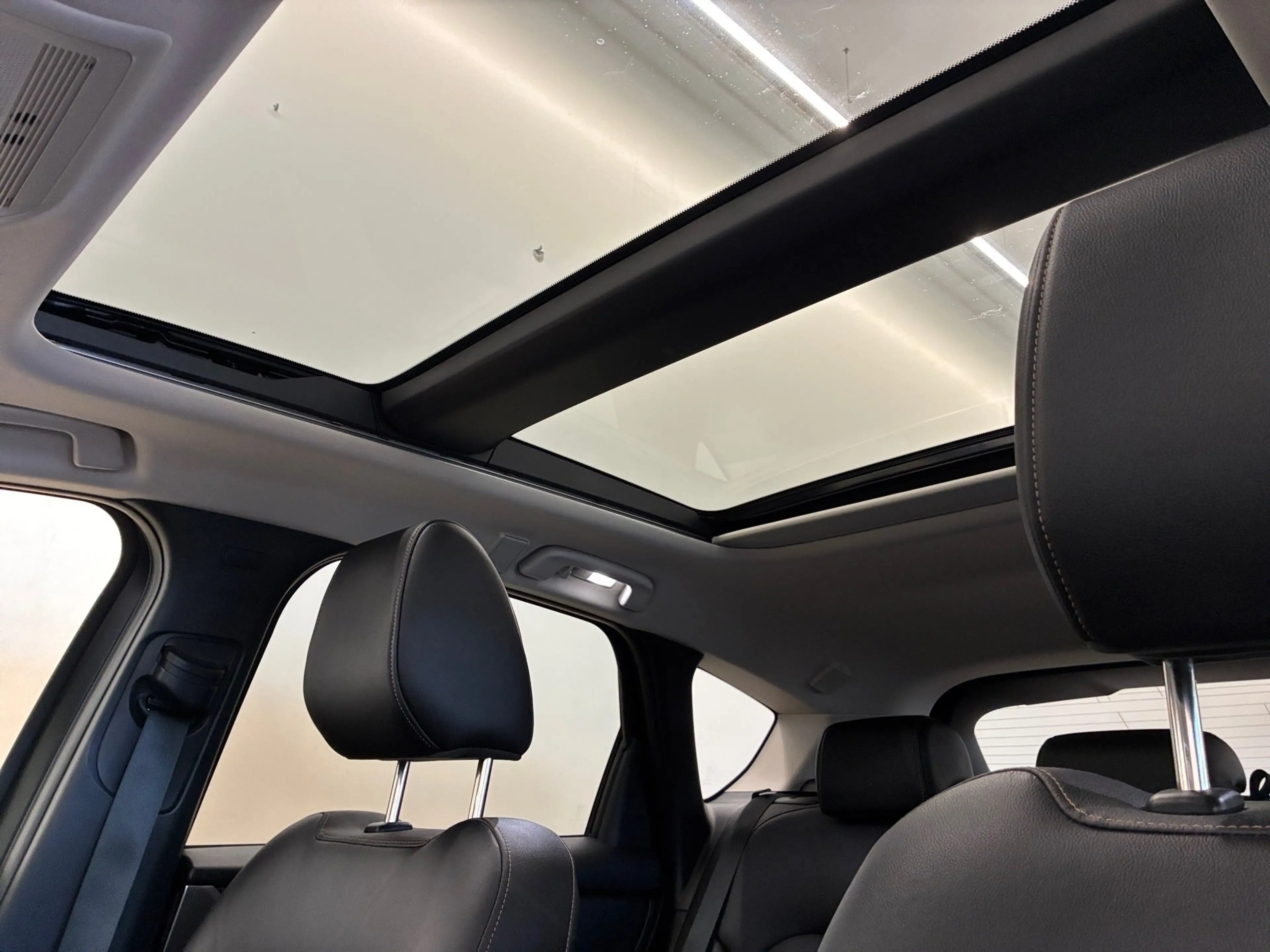 Mazda CX-60 2.5L e-SKYACTIV PHEV AWD HOMURA CON/DRI/COM/ — photo 13