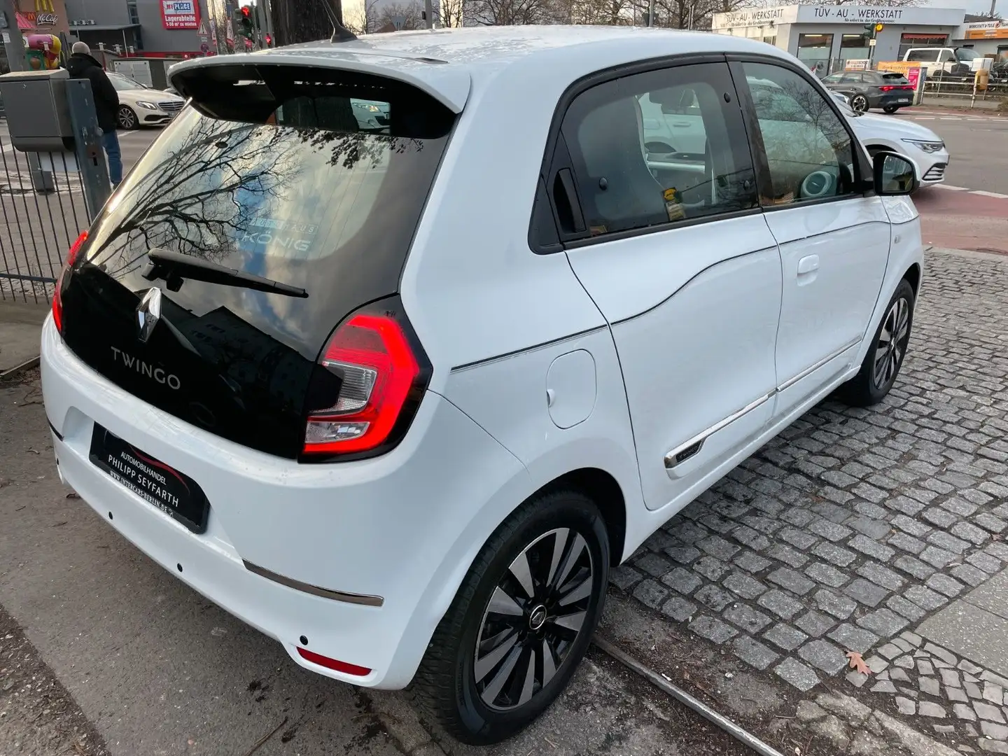 Renault Twingo TCe 90 EDC Intens*AUT.*KLIMA*PDC*LED* Weiß - 2