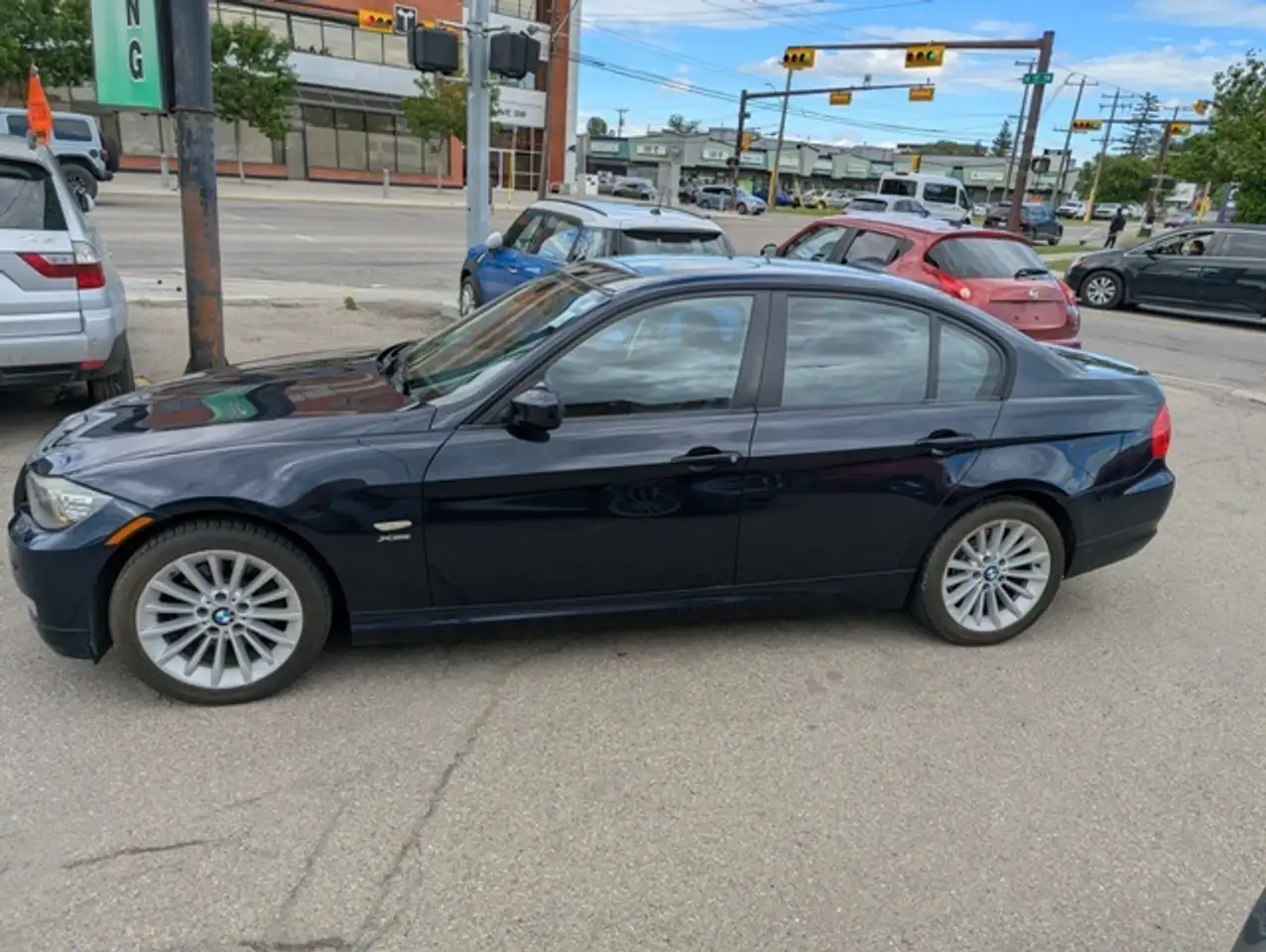BMW 3 Series photo BMW 3 Series