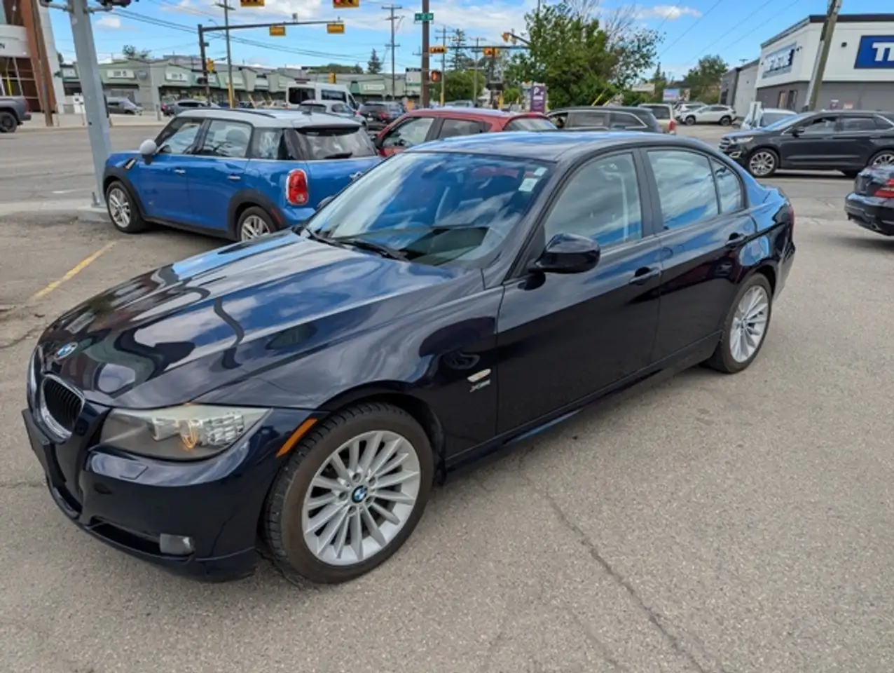 BMW 3 Series photo BMW 3 Series