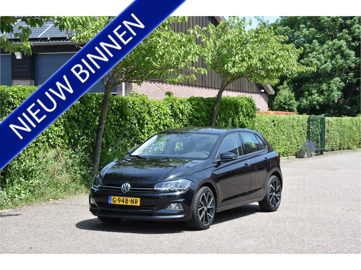 Volkswagen Polo 1.0 TSI 96 PK Navi PDC Carplay NAP Garantie Comfor Zwart - 1