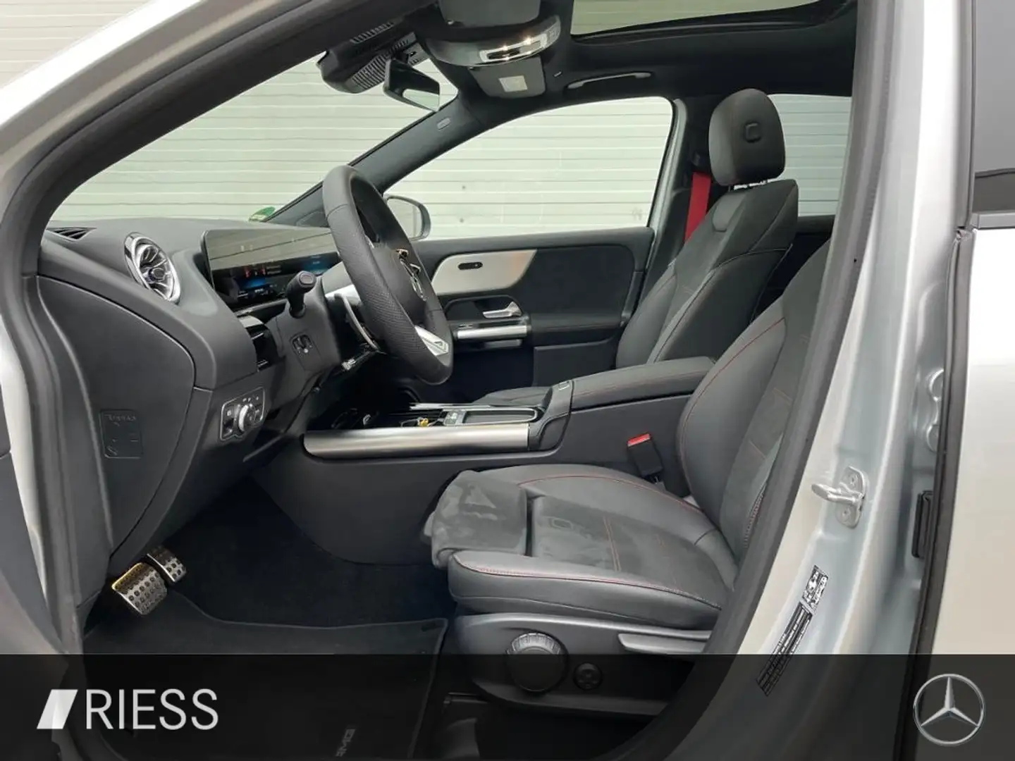 Mercedes-Benz GLA 35 AMG AMG GLA 35 4M PANO+DISTRONIC+KAMERA+HANDS-FREE Argent - 2