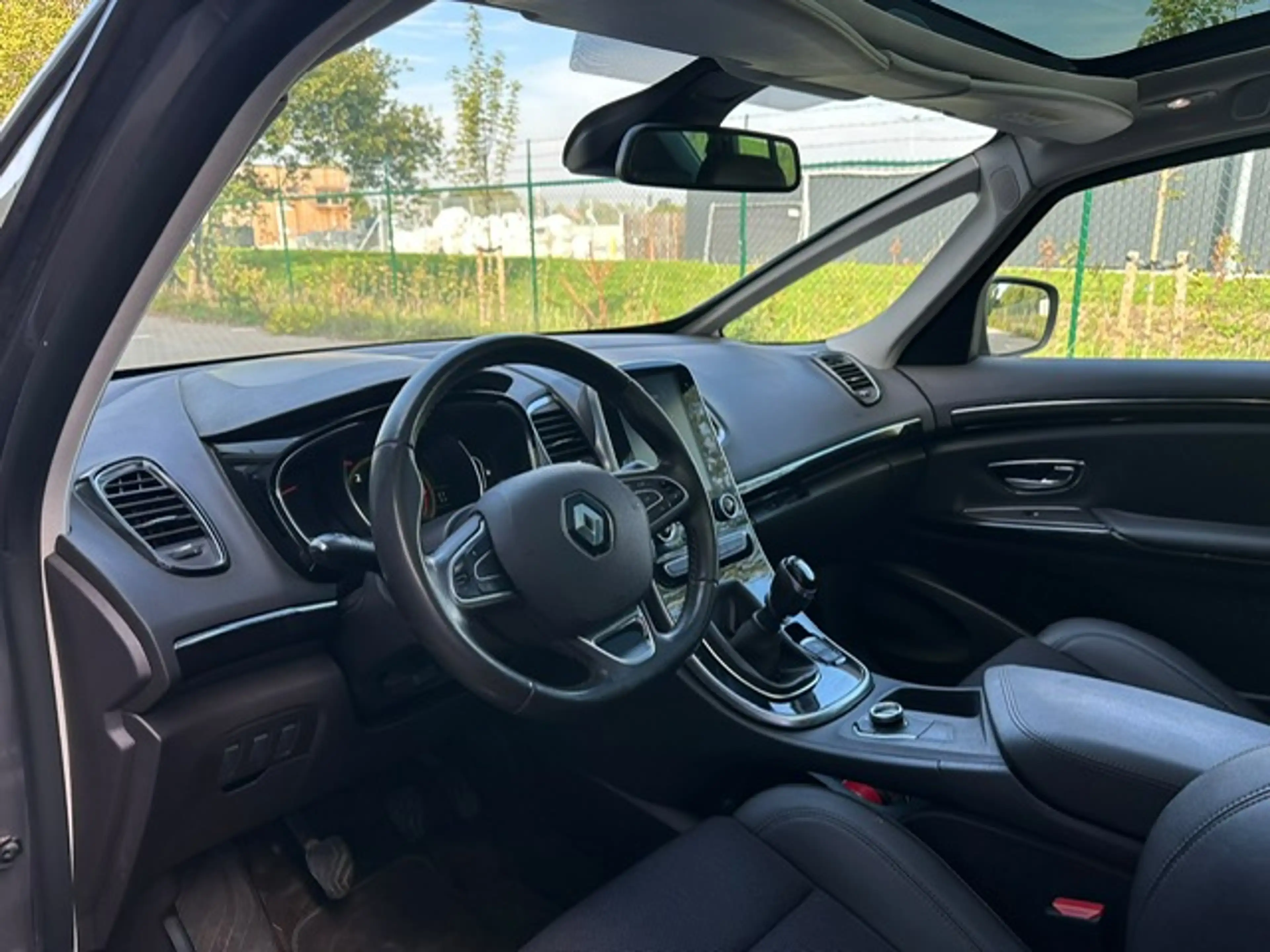 Renault Espace 7-zitplaatsen/navigatie/cruise controle — photo 10