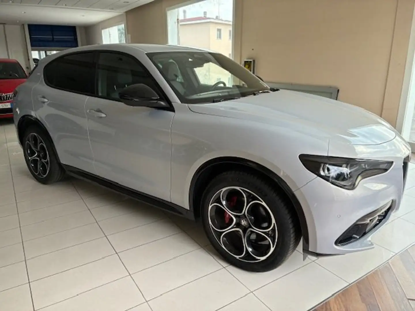 Alfa Romeo Stelvio Stelvio 2.2 t Veloce Q4 210cv aut - soli 14.400km Silber - 2
