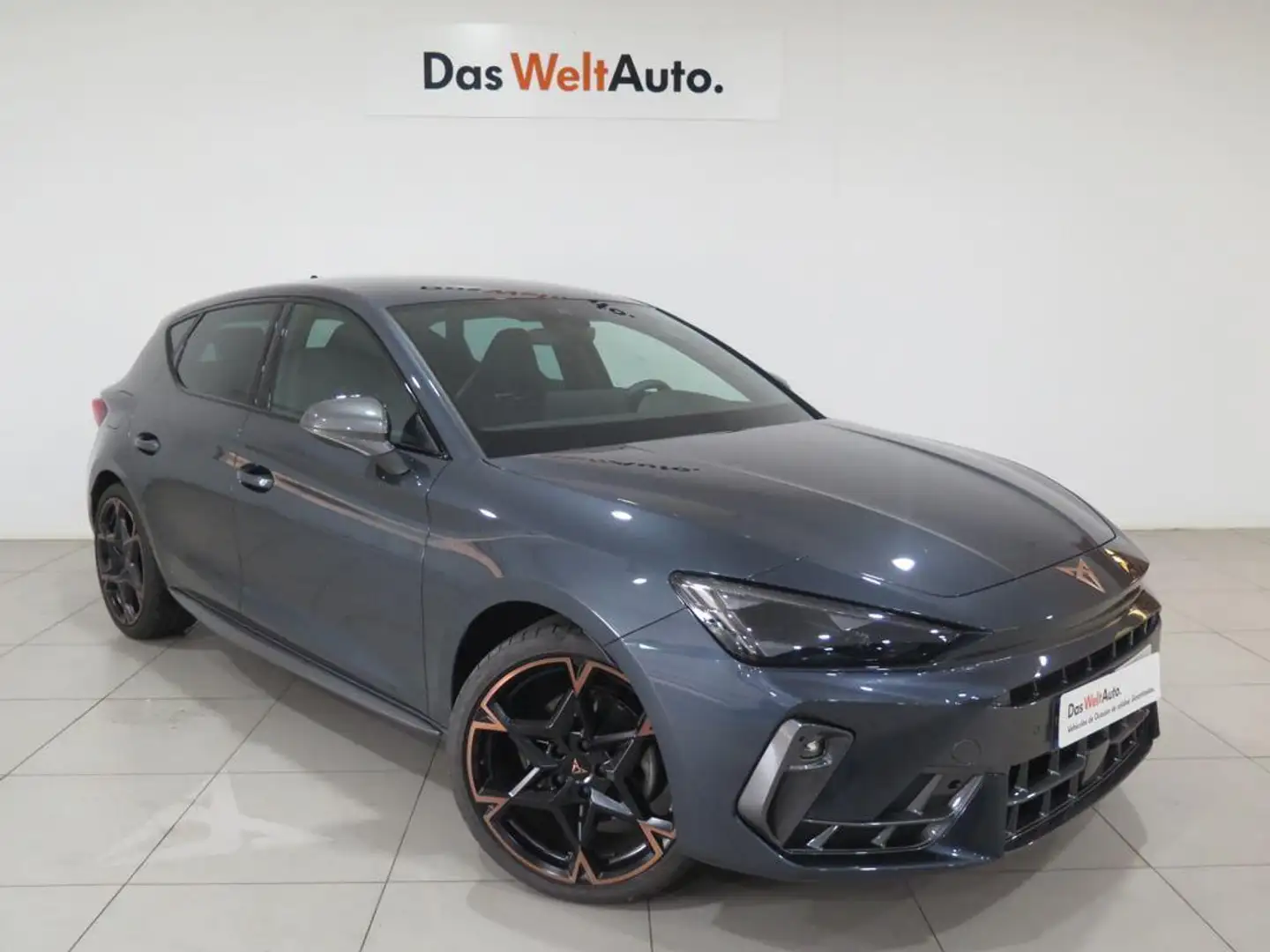 CUPRA Leon 1.5 eTSI 110 DSG Grijs - 1