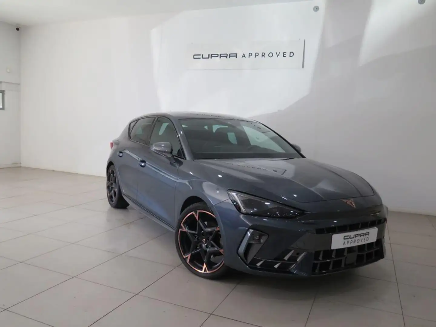 CUPRA Leon 1.5 eTSI 110 DSG Gris - 1