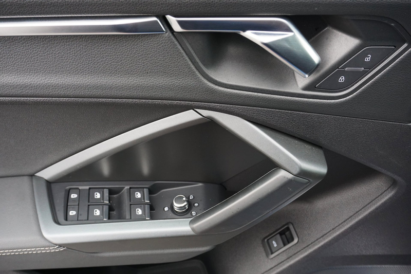 Audi Q3 35 TFSI S-line Led Leer Nav Clima ACC Stoelvw 1e E — photo 16