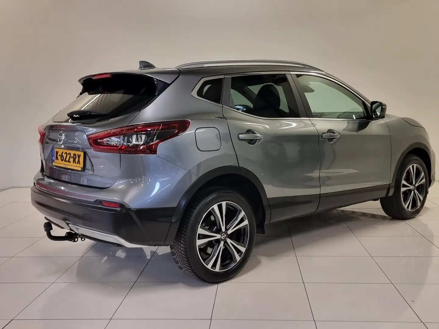 Nissan Qashqai 1.3 DIG-T Design Edition |  360º Camera | Trekhaak Grijs - 2