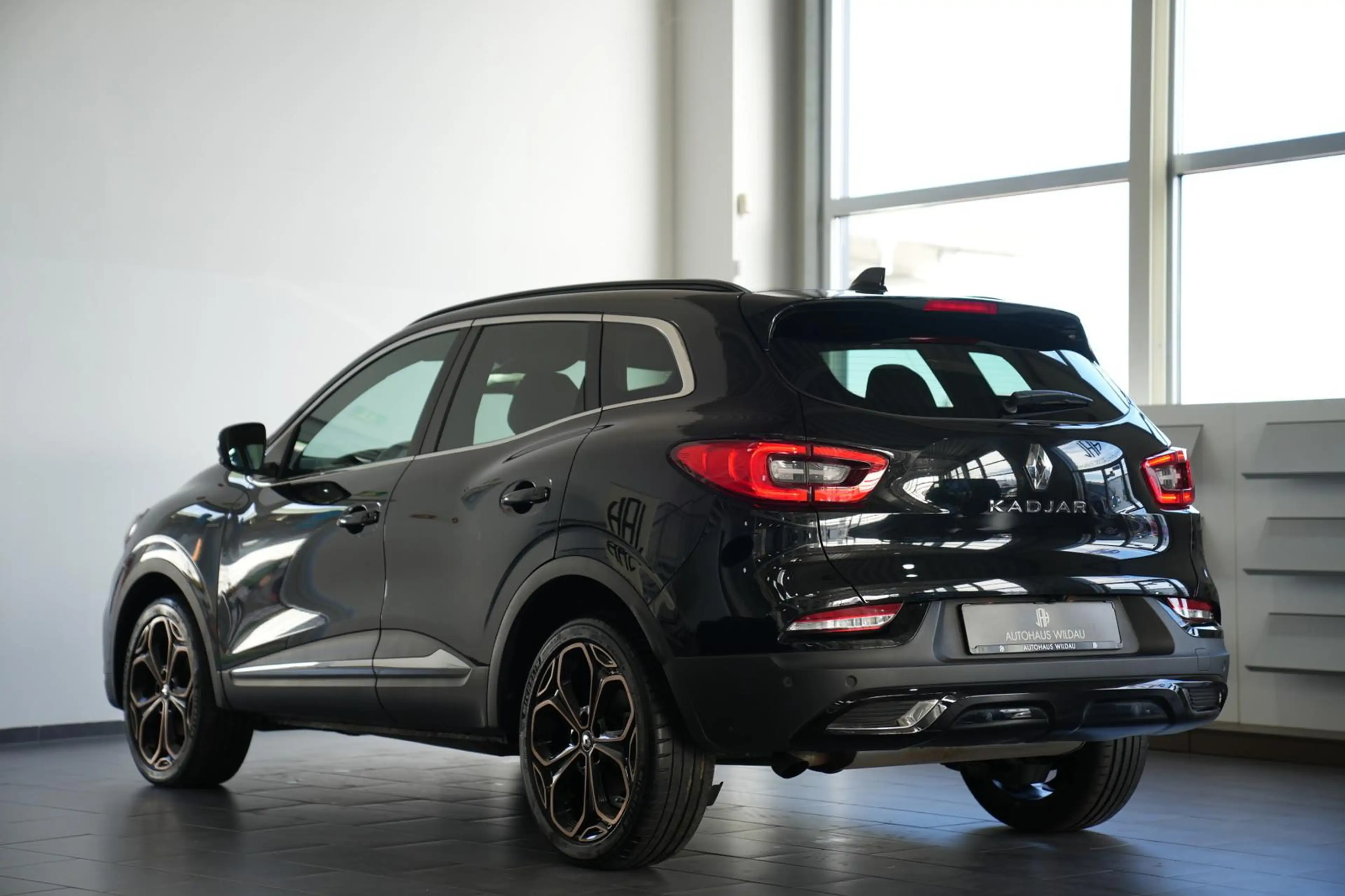 Renault Kadjar Black Edition *AUT*NAV*KEYLEES*BOSE* — photo 11