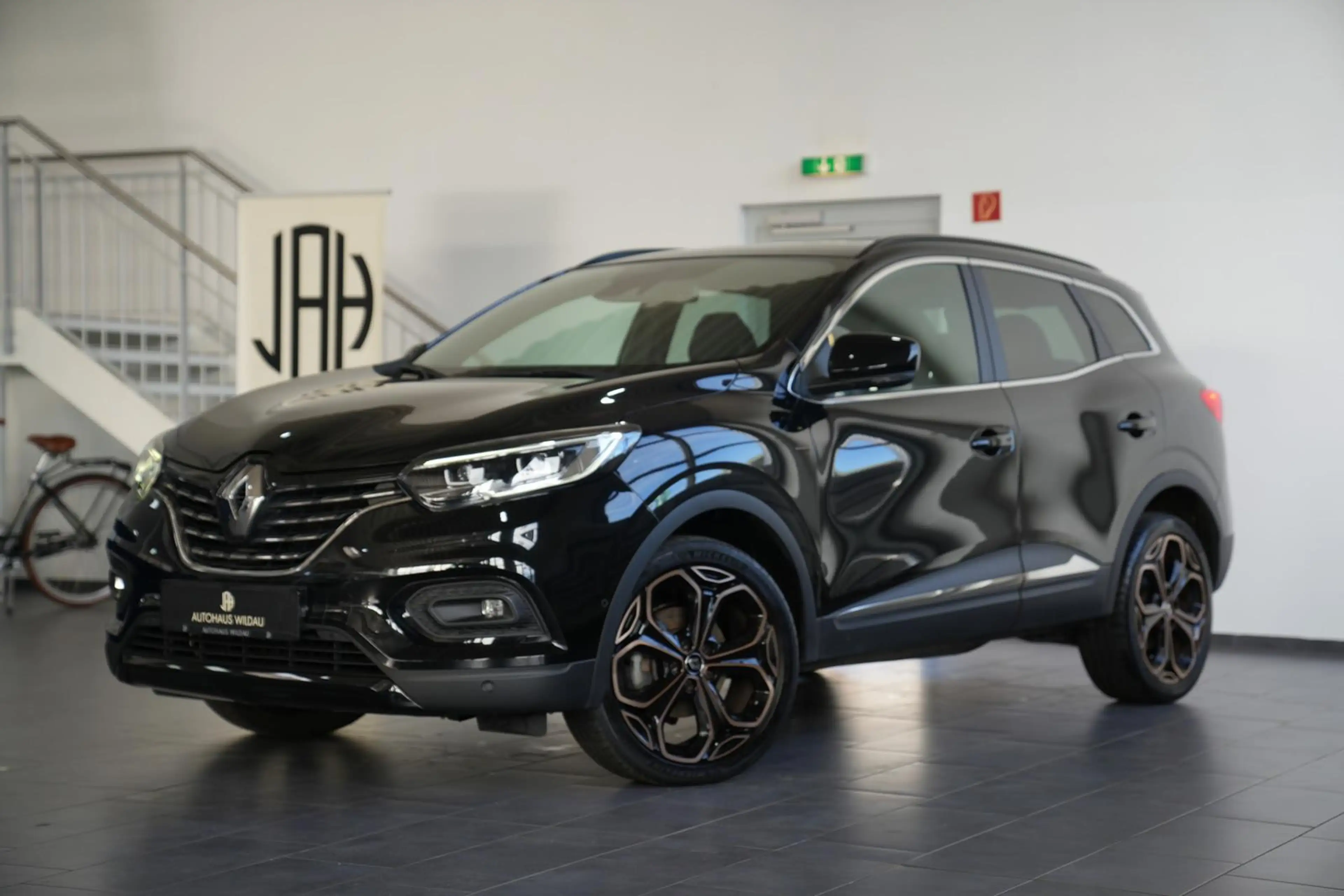Renault Kadjar Black Edition *AUT*NAV*KEYLEES*BOSE*