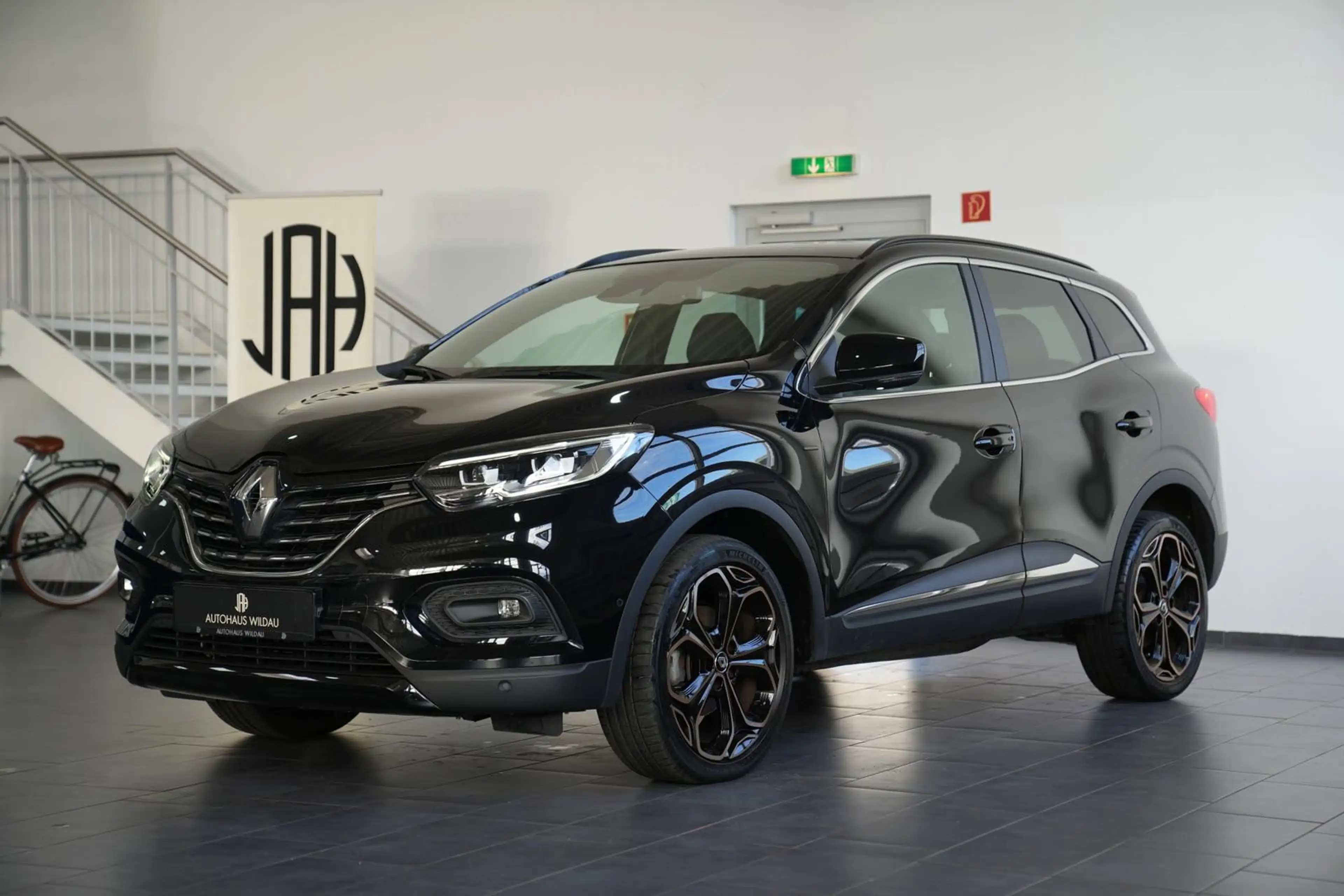 Renault Kadjar Black Edition *AUT*NAV*KEYLEES*BOSE* — photo 4