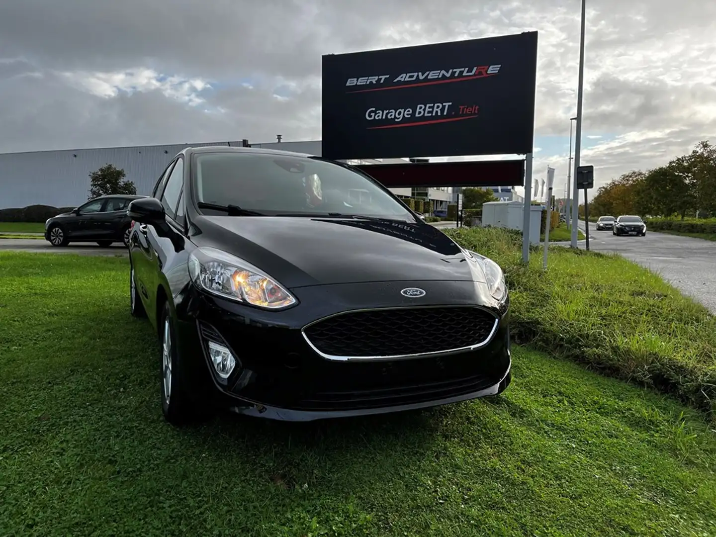 Ford Fiesta Trend 70pk Noir - 1