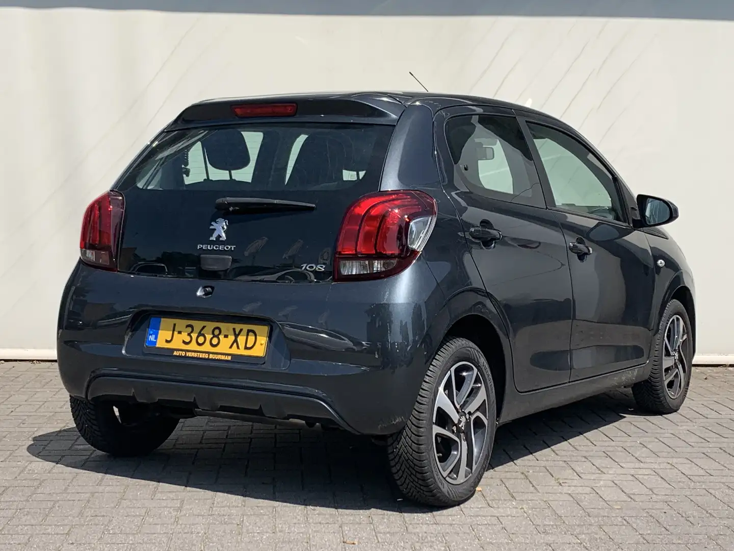 Peugeot 108 1.0 e-VTi Allure Airco | Bluetooth | LMV 15" | Nav Grijs - 2