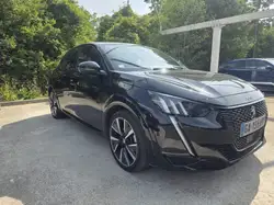 Peugeot 208 PureTech 100 S&S EAT8 GT Pack