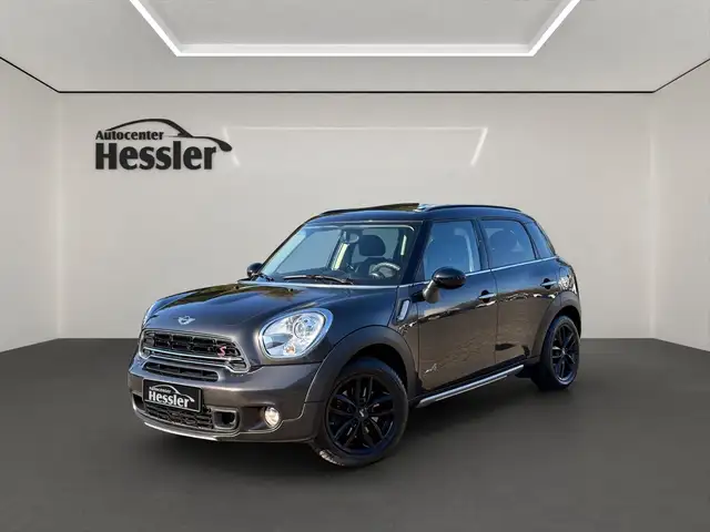 MINI Countryman S / Cooper S All 4*BI-XENON*PANO*1.HD