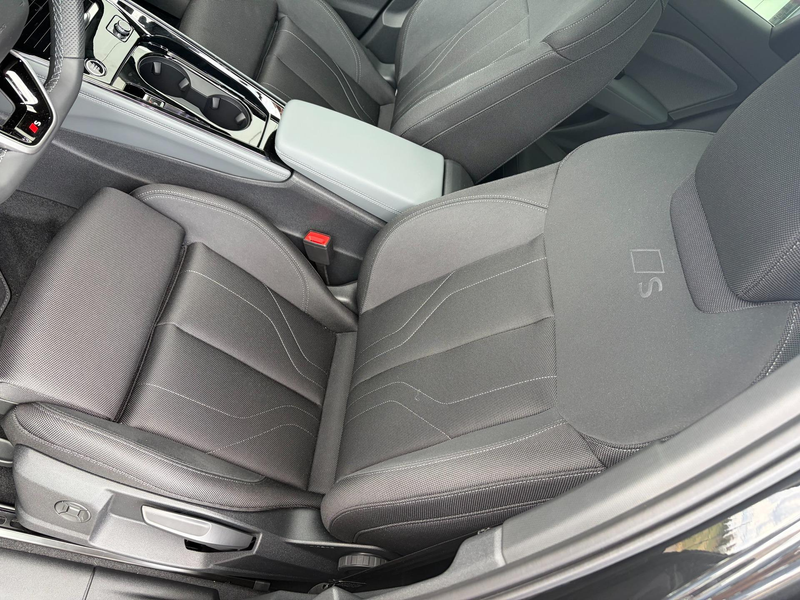 Audi Q3 Basis 2.0 TSI 204PS quattro (Allrad), 5 JAHRE G... — photo 12