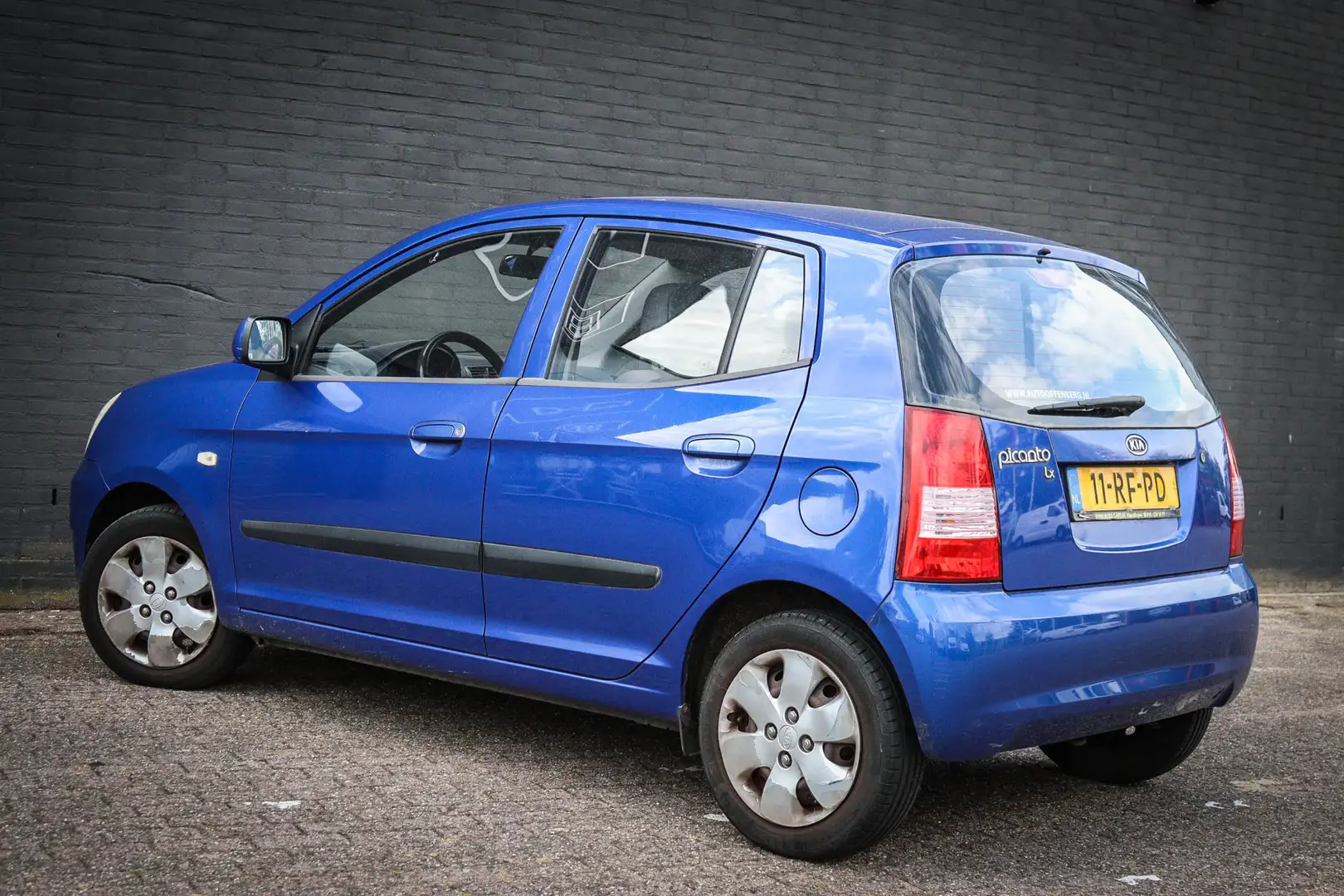 Kia Picanto 1.0 LX Net binnen; wordt nog showroom klaargemaakt Bleu - 2