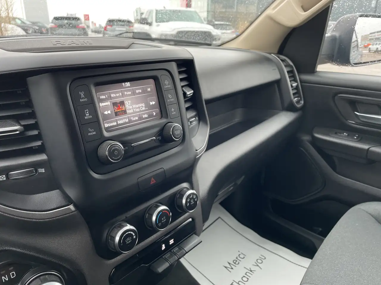 RAM 1500 снимка RAM 1500