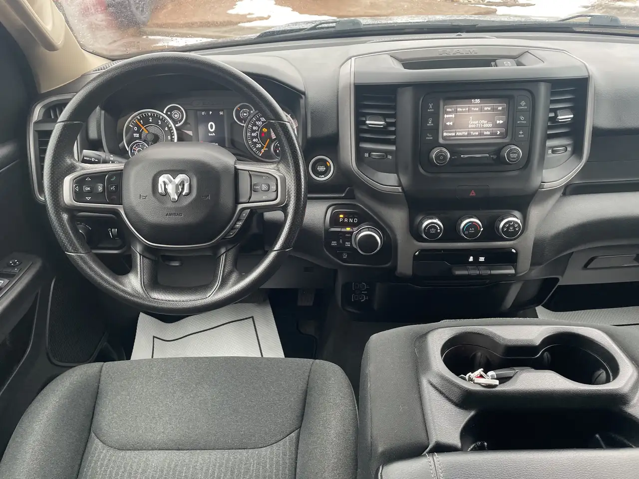 RAM 1500 снимка RAM 1500