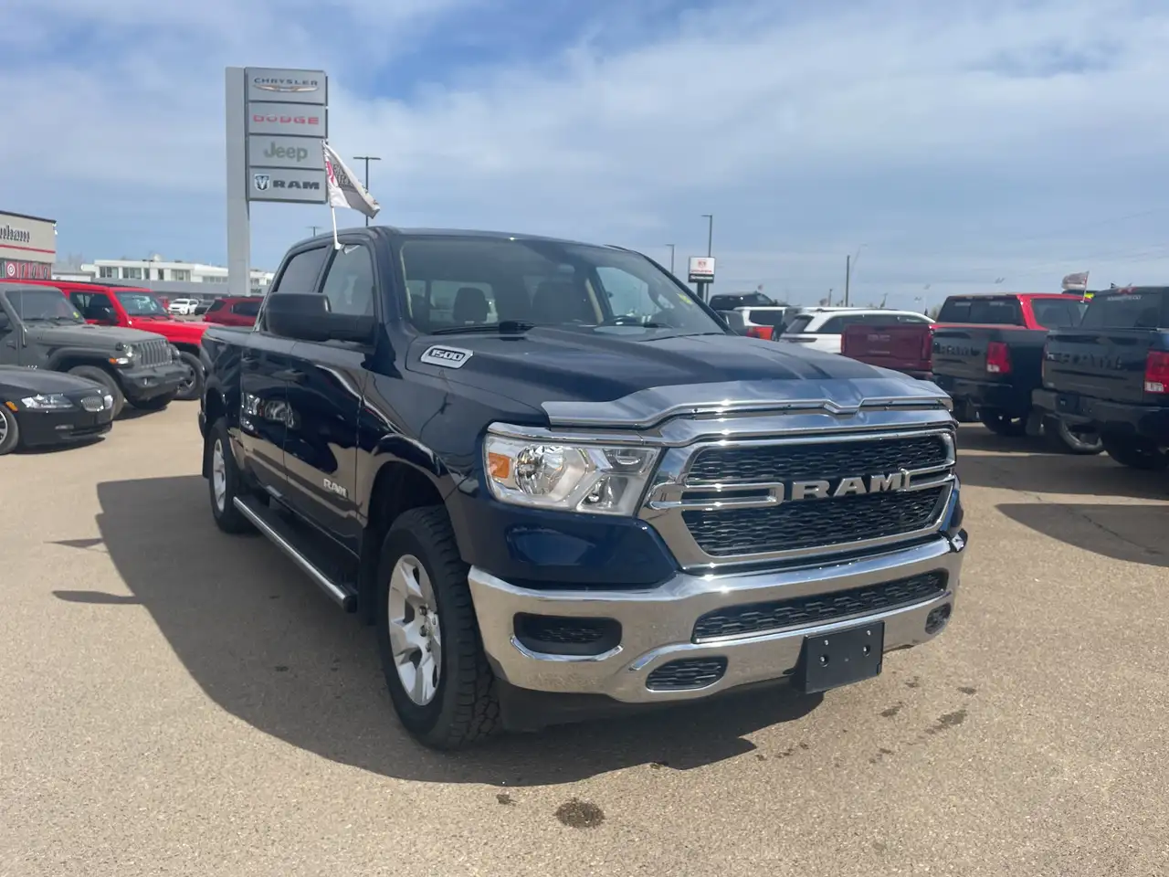 RAM 1500 снимка RAM 1500