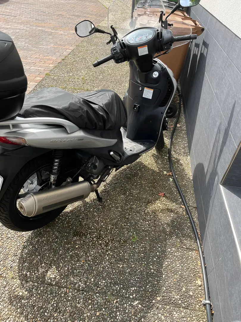Suzuki Sixteen 150 Sportauspuff Zilver - 2