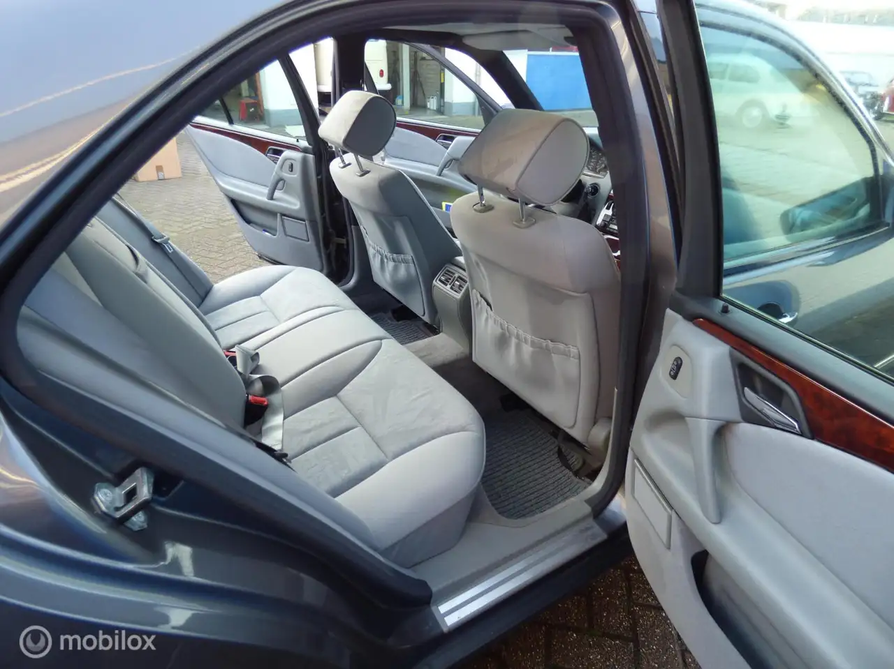 Mercedes-Benz 200 W210 E200, foto 12