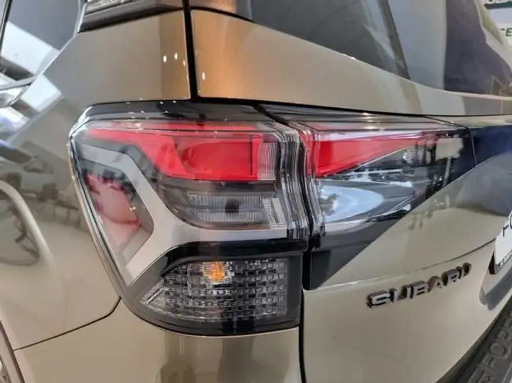Subaru Forester 2026, foto 30