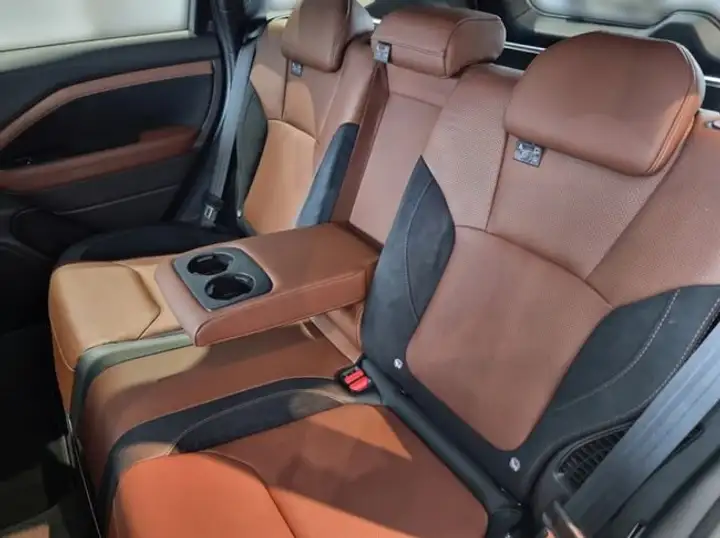 Subaru Forester 2026, foto 14