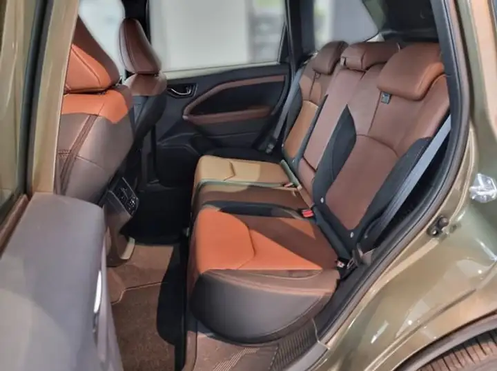Subaru Forester 2026, foto 13