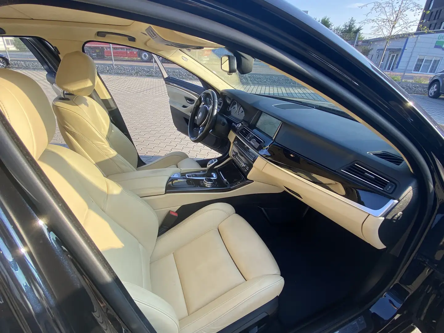 BMW 528 528i M Sportpaket - 2