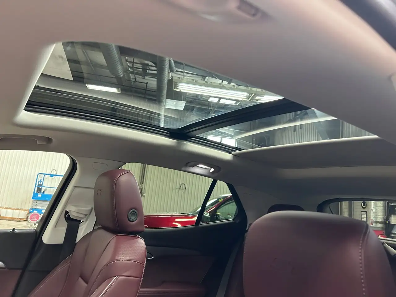 Buick Envision снимка Buick Envision