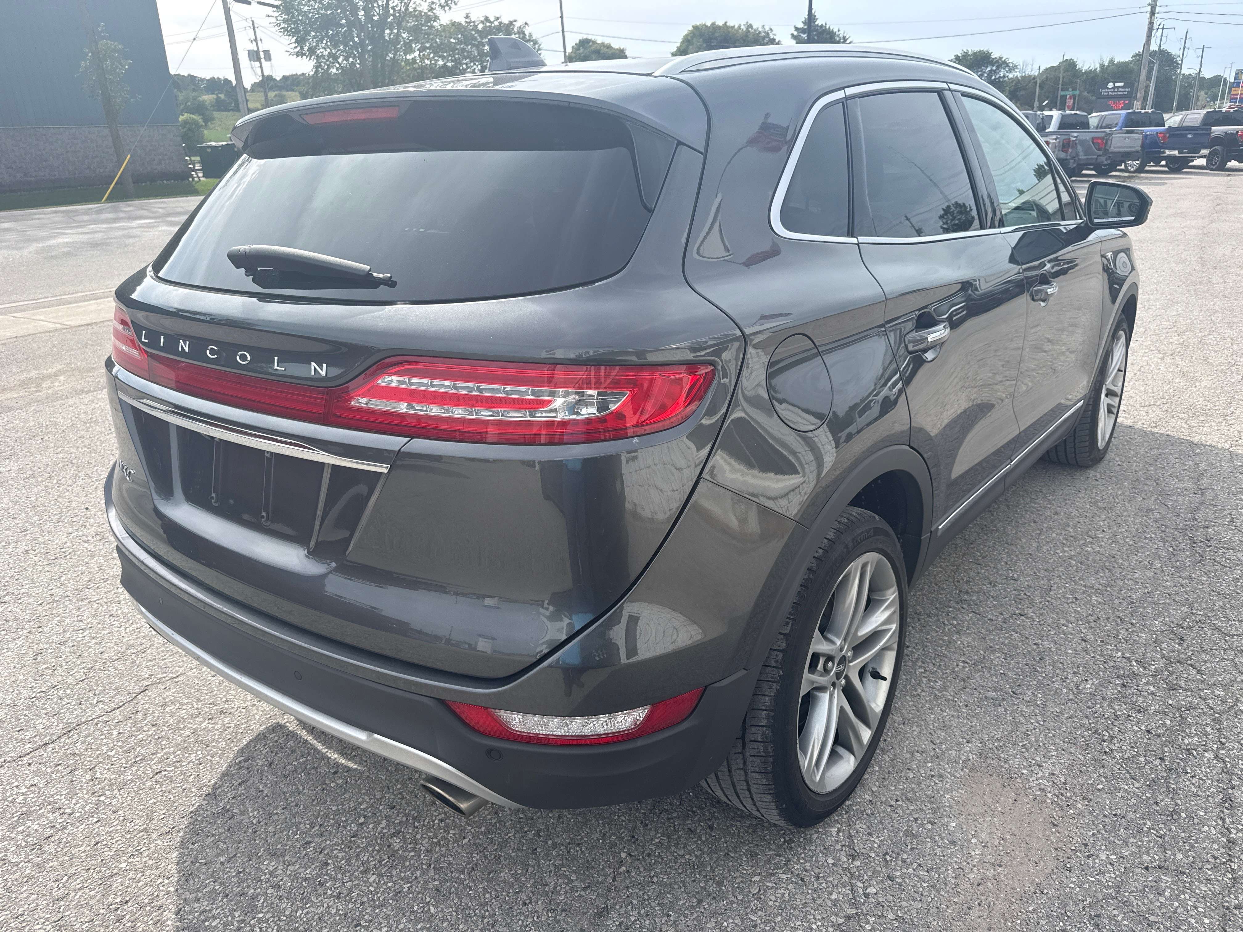 2019 Lincoln MKC RESERVE | AWD | LEATHER | SUNROOF | NO ACCIDENTS — photo 1