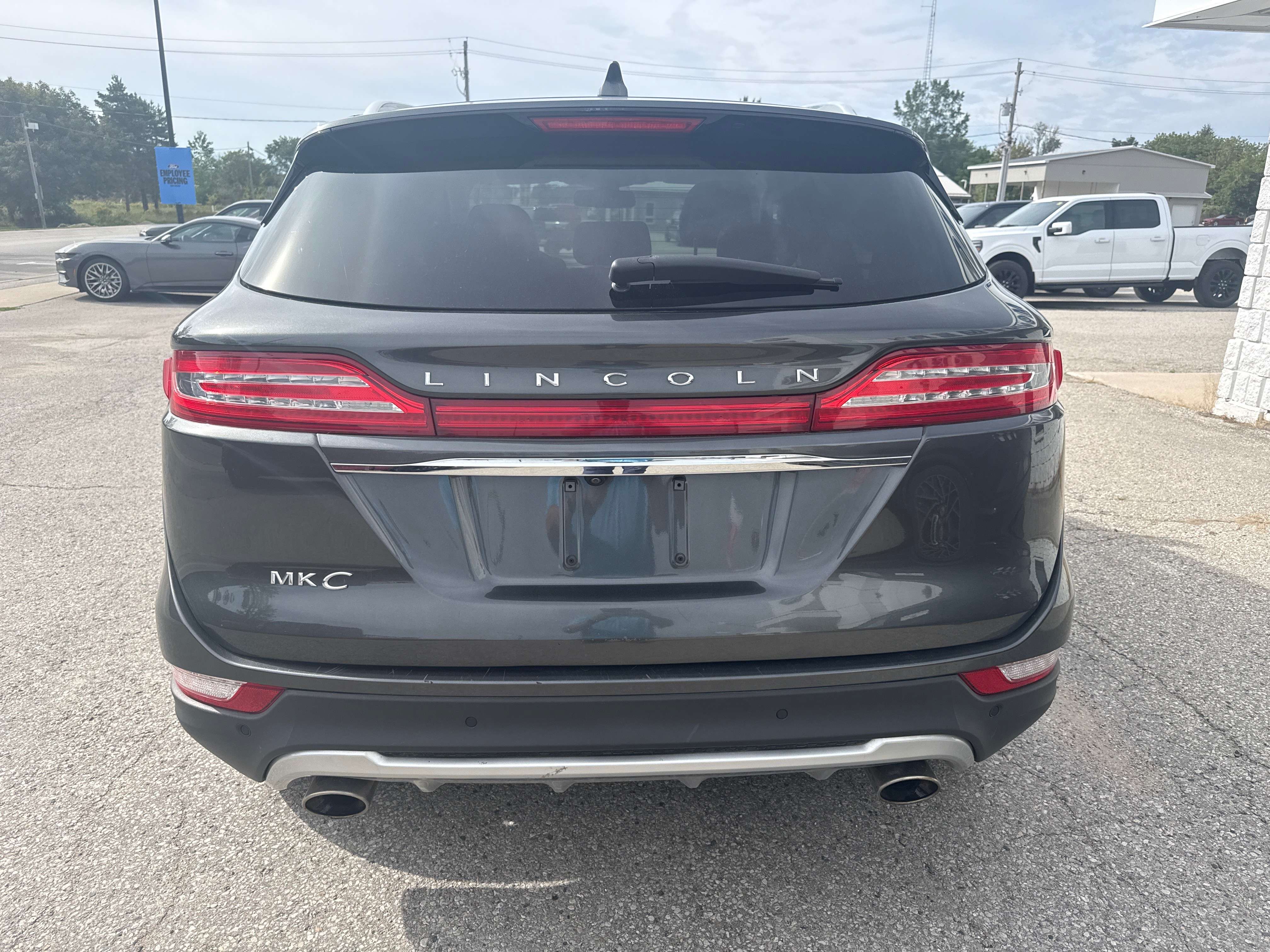 2019 Lincoln MKC RESERVE | AWD | LEATHER | SUNROOF | NO ACCIDENTS — photo 1