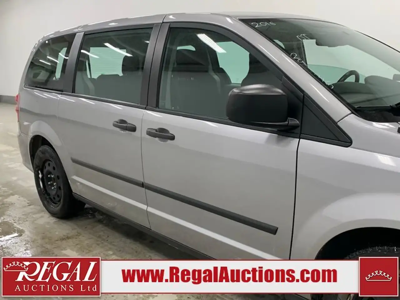 Dodge Grand Caravan снимка Dodge Grand Caravan