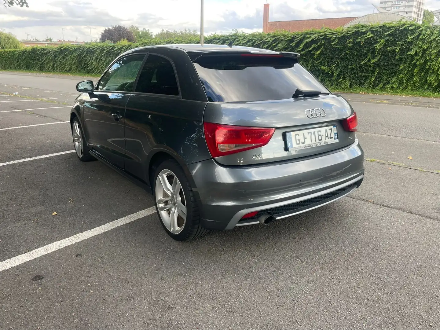 Audi A1 1.6 TDI 105 S line - 2