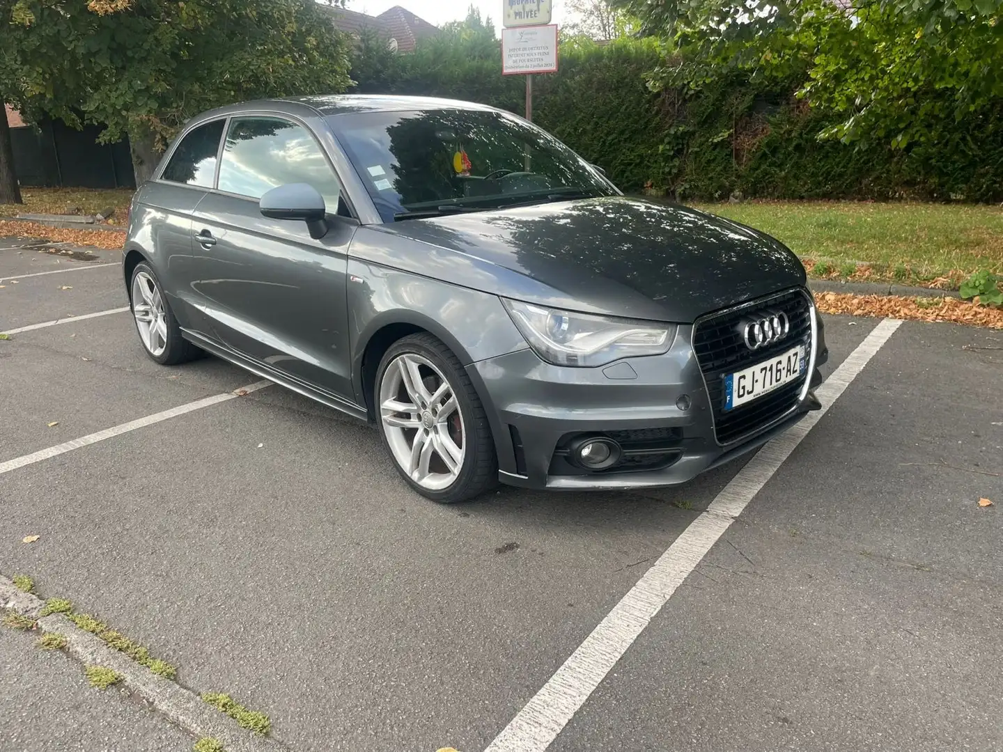 Audi A1 1.6 TDI 105 S line - 1